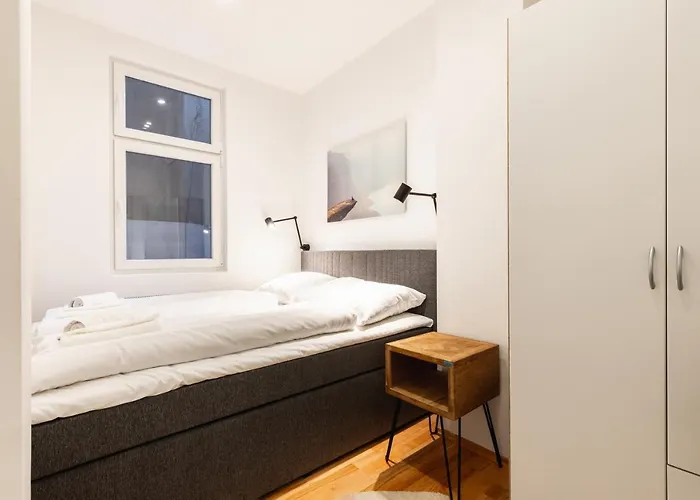 Apartment Cozy Steps Away From Wiener Stadthalle